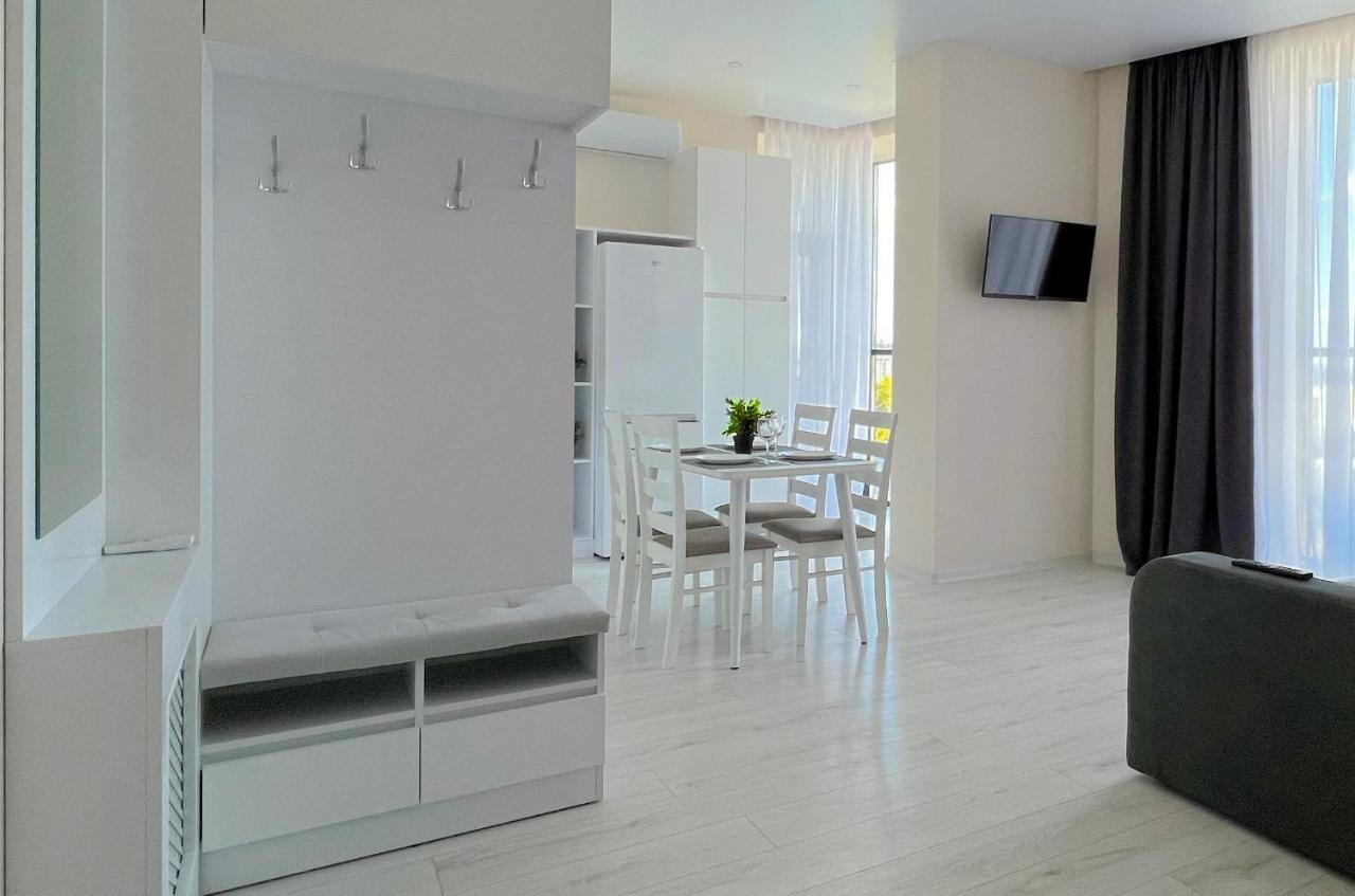 Dendrarium Park, 1Bd Apartment With Living Room Кишинів Екстер'єр фото